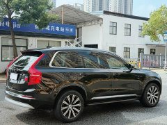 Volvo XC90 B6 Luxury Edition 7 - ფოტო 7