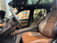 Volvo XC90 B6 Luxury Edition 7 - ფოტო 9
