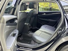 Volkswagen 380TSI Edition - ფოტო 8