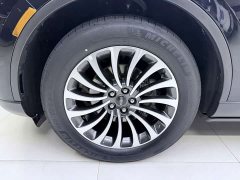Volkswagen 3.0T V6 AWD Edition - ფოტო 6