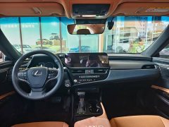 Lexus ES 300h Edition - ფოტო 3