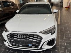 Audi A3 Sportback 35 TFSI Version - ფოტო 2