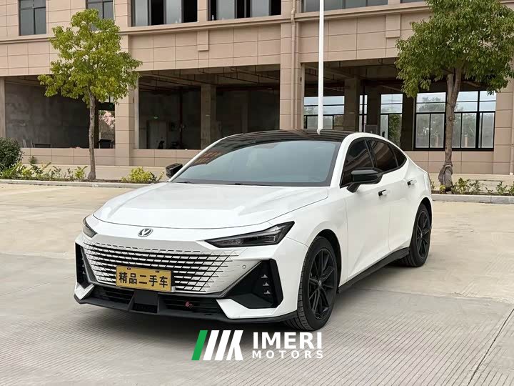 Changan UNI-V 1.5T Premium Version - ავტომობილი ჩინეთიდან