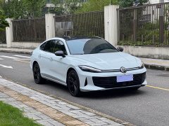 Volkswagen L GTS 380TSI Edition - ფოტო 3