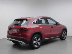 Mercedes-Benz GLA 200 - ფოტო 2