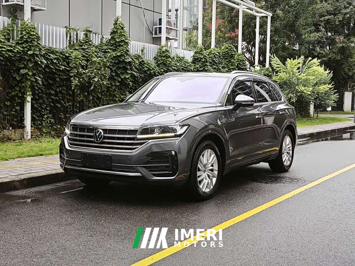 Li Auto 2.0TSI Edition - ავტომობილი ჩინეთიდან