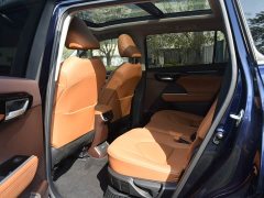 BYD 2.5L AWDPremium Edition 7 - ფოტო 12