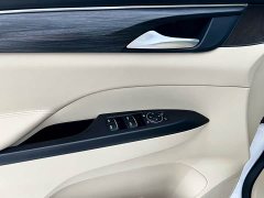 Buick GL8 ES Deluxe Version - ფოტო 20