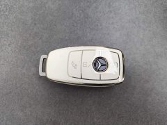 Mercedes-Benz E 300 L Fashion Version - ფოტო 18