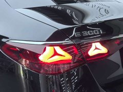 Mercedes-Benz E 300 L Luxury Version - ფოტო 18