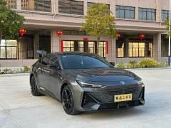 Changan UNI-V 1.5T Premium Version - ფოტო 3