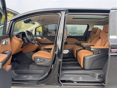 FAW HQ9 PHEV 2.0T AWDBusiness Edition - ფოტო 12