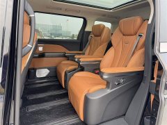 FAW HQ9 PHEV 2.0T AWDBusiness Edition - ფოტო 13