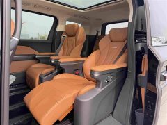 FAW HQ9 PHEV 2.0T AWDBusiness Edition - ფოტო 14