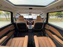 FAW HQ9 PHEV 2.0T AWDBusiness Edition - ფოტო 15