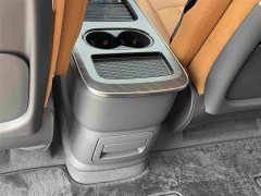 FAW HQ9 PHEV 2.0T AWDBusiness Edition - ფოტო 19