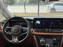 FAW HQ9 PHEV 2.0T AWDBusiness Edition - ფოტო 7