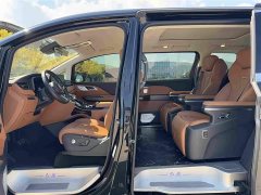 FAW HQ9 PHEV 2.0T AWDBusiness Edition - ფოტო 8