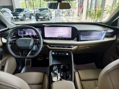 Audi Q5L 2.0T Luxury Version - ფოტო 10