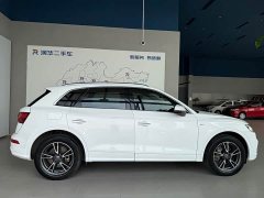 Audi Q5L 40 TFSI Fashion Version - ფოტო 3