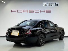 BMW 6.7T Black Badge - ფოტო 6