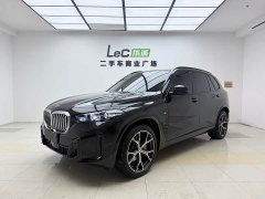 BMW X5 xDrive 30Li Deluxe VersionM - ფოტო 1