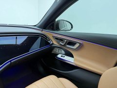Mercedes-Benz E 300 L Fashion Version - ფოტო 12