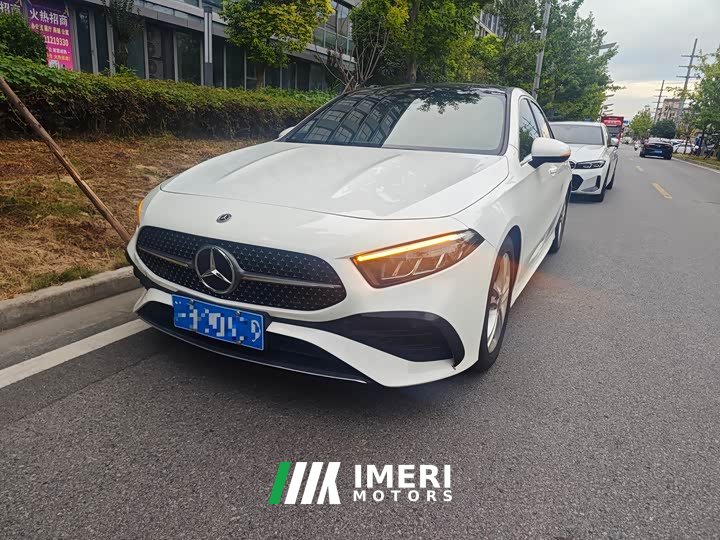 Mercedes-Benz A 180 L - ავტომობილი ჩინეთიდან