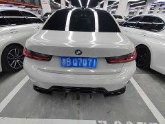BMW 3 330Li M - ფოტო 16