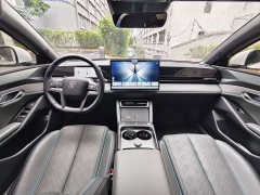 BYD L EV 545KM Version - ფოტო 12