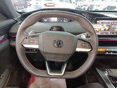 Changan UNI-V 1.5T Premium Version - ფოტო 11