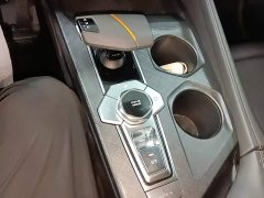 Changan UNI-V 1.5T Premium Version - ფოტო 14