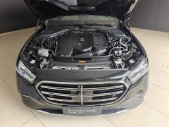 Mercedes-Benz E 300 L Luxury Version - ფოტო 2