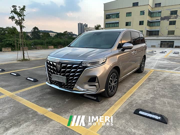 SAIC iMAX8 1.5T DMH Edition