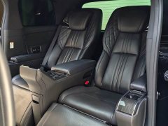 Lexus LM 300h Edition - ფოტო 16