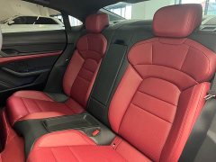 Porsche Taycan - ფოტო 18