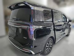 FAW HQ9 2.0T Edition - ფოტო 10