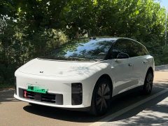 Li Auto i6 AWD Edition - ფოტო 1