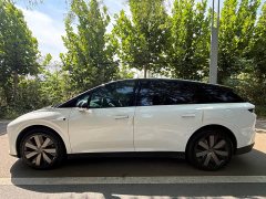 Li Auto i6 AWD Edition - ფოტო 10