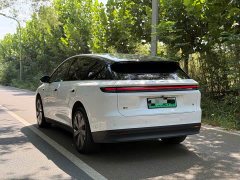 Li Auto i6 AWD Edition - ფოტო 6