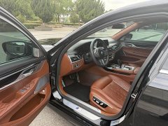 BMW 7 740Li xDrive Version M - ფოტო 4