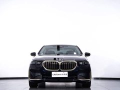 BMW 5 530Li Deluxe Version Luxury - ფოტო 4