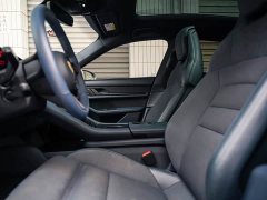 Porsche Taycan 4S - ფოტო 15