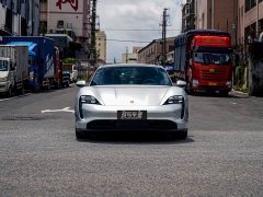 Porsche Taycan 4S - ფოტო 2