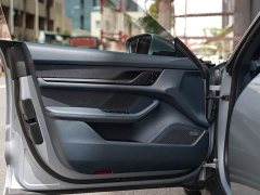 Porsche Taycan 4S - ფოტო 9