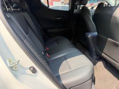 Toyota C-HR 2.0L Luxury Edition - ფოტო 10