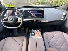 BMW iX xDrive40 - ფოტო 11