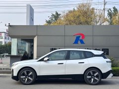 BMW iX xDrive40 - ფოტო 3
