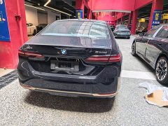 BMW 5 530Li Deluxe Version Luxury - ფოტო 4