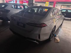 BMW 5 530Li Version M - ფოტო 2